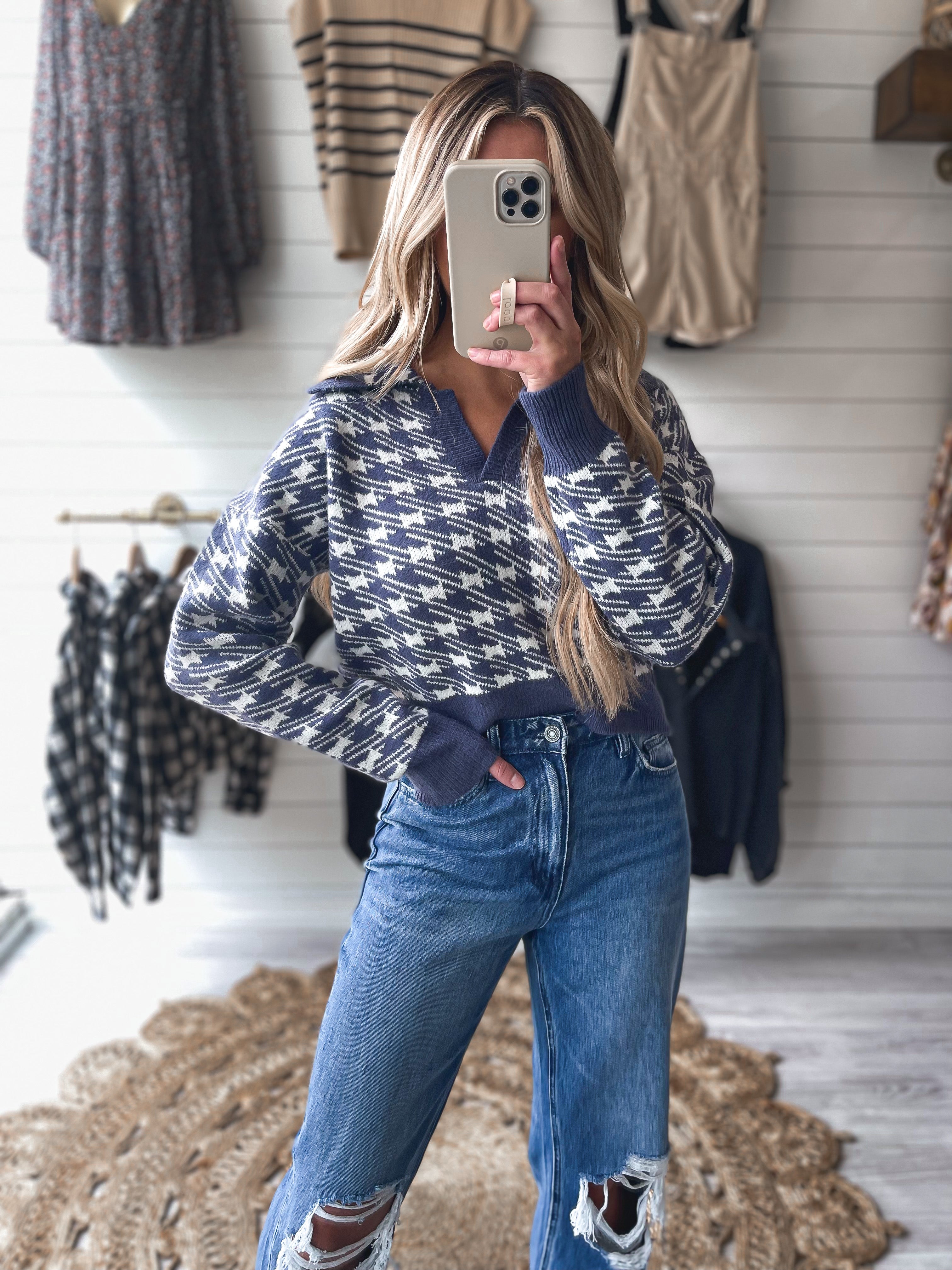 Lucky Catch Sweater in Navy