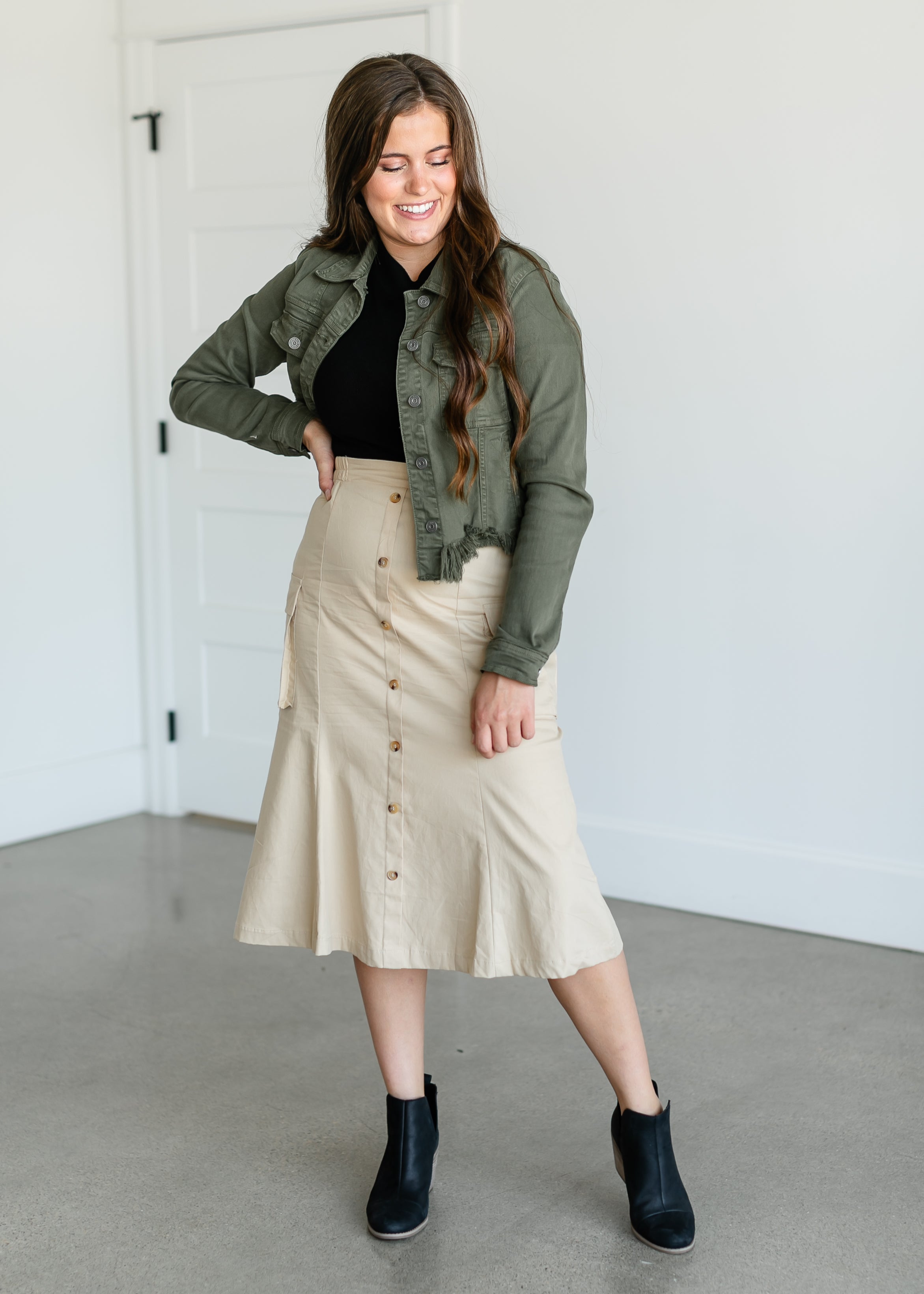 Button Down Cargo Pocket Midi Skirt